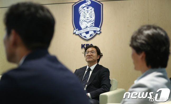 阿离的玉足调教丨vk视频