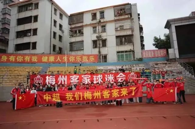 不卡淫视频