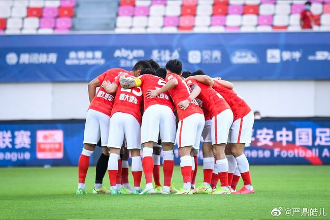 18女人腿打开无遮挡